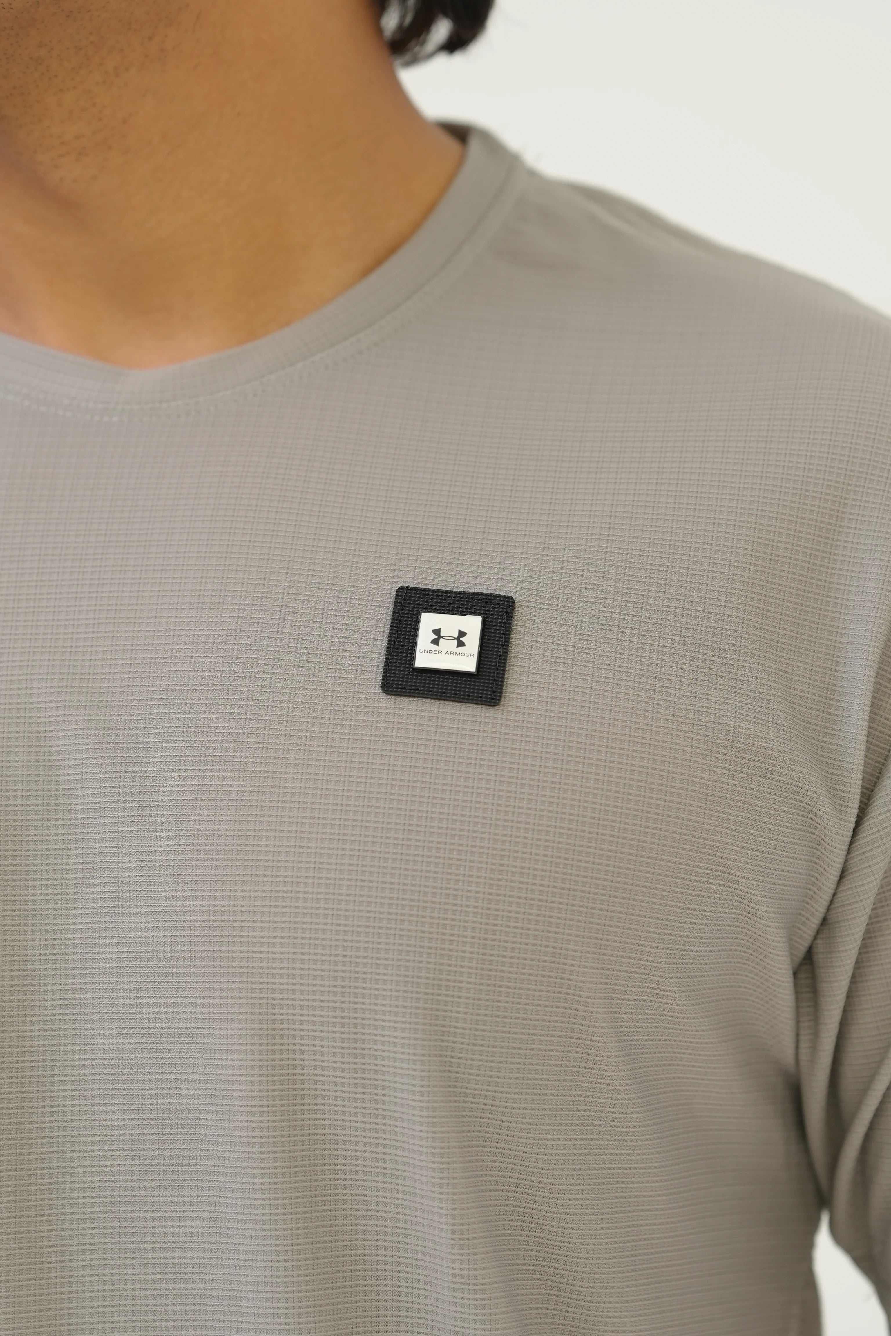 Under Armour - Core Motion Dry Fit Tee - Ash Grey