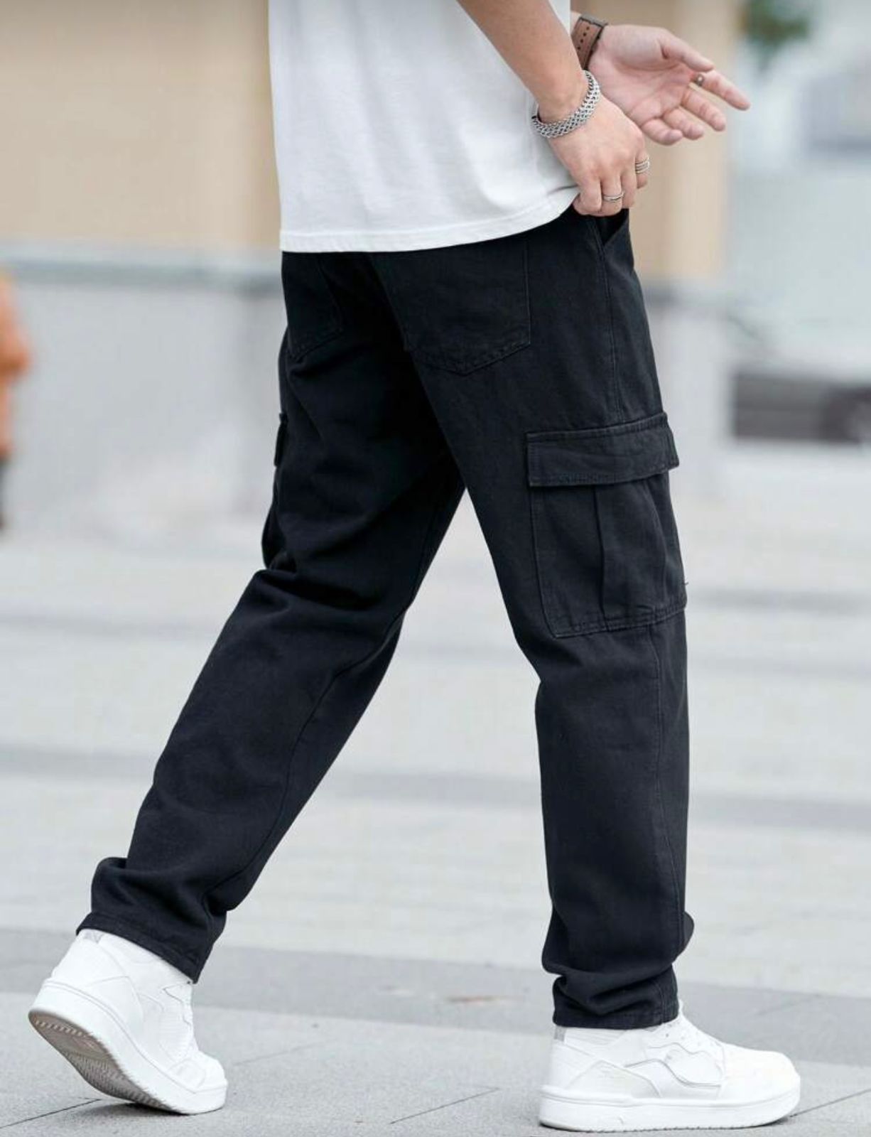 Men Baggy Cargo Jeans (Black)